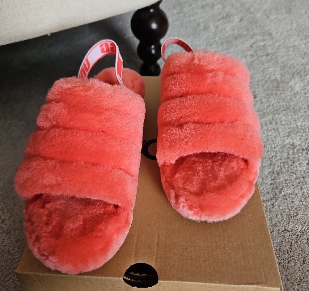 UGG Coral Fluffy Slippers